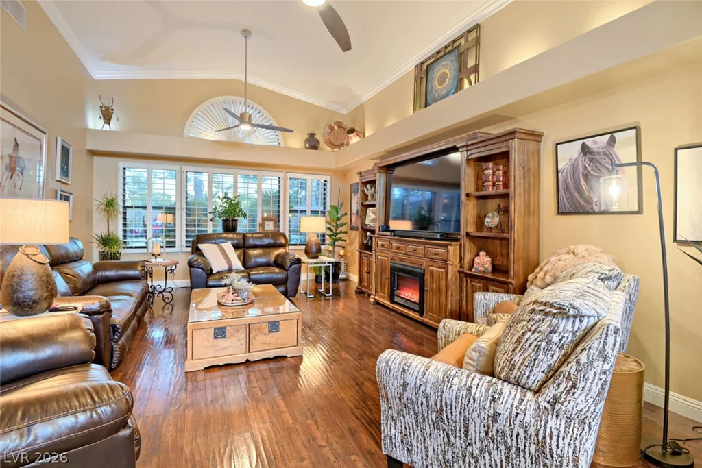 10005 Mahogany Grove, Las Vegas, NV 89117