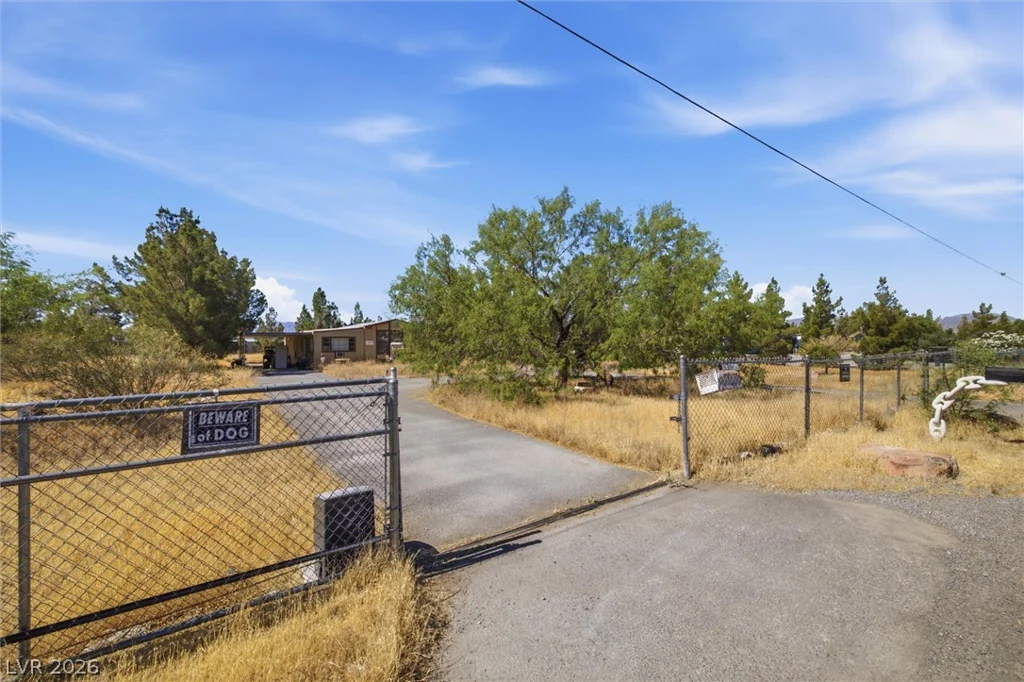 1611 Vondell, Pahrump, NV 89048