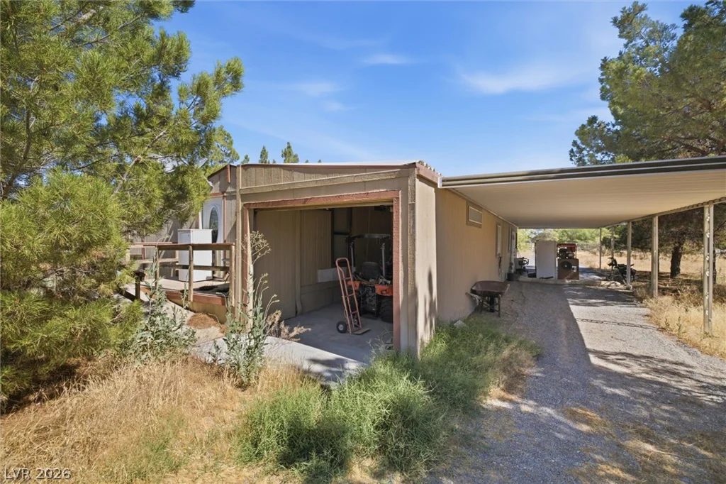 1611 Vondell, Pahrump, NV 89048