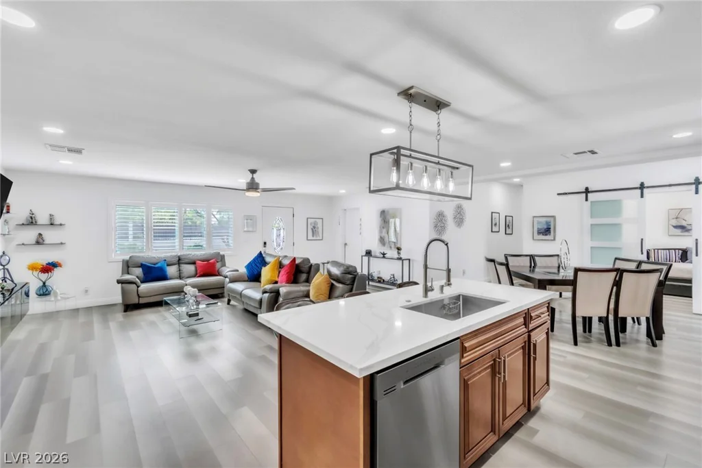 8460 Ann, Las Vegas, NV 89149