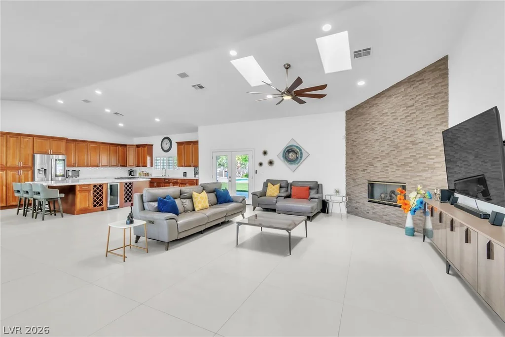 8460 Ann, Las Vegas, NV 89149