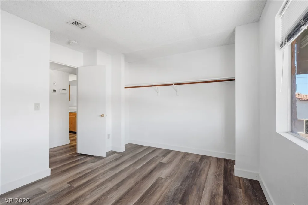 6750 Del Rey, Las Vegas, NV 89146