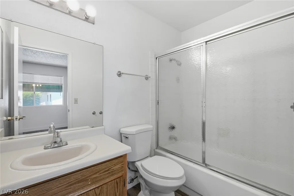 6750 Del Rey, Las Vegas, NV 89146