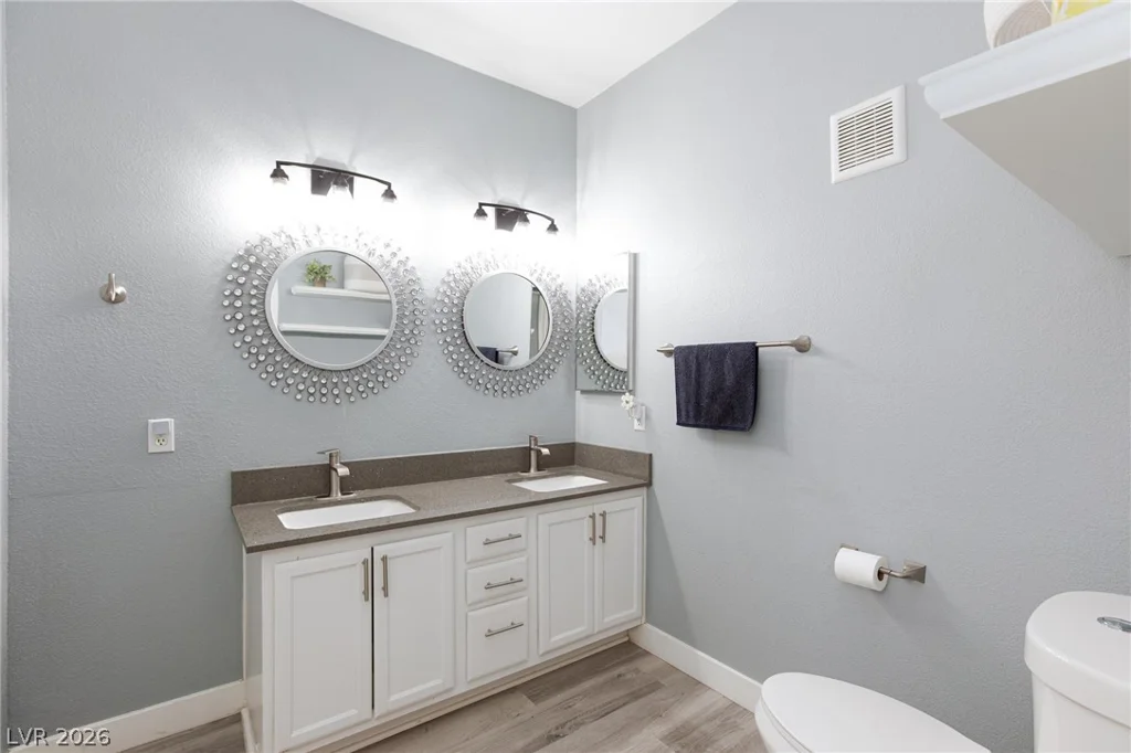 8725 Flamingo, Las Vegas, NV 89147