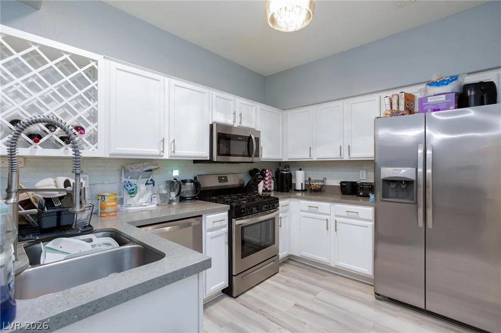 8725 Flamingo, Las Vegas, NV 89147