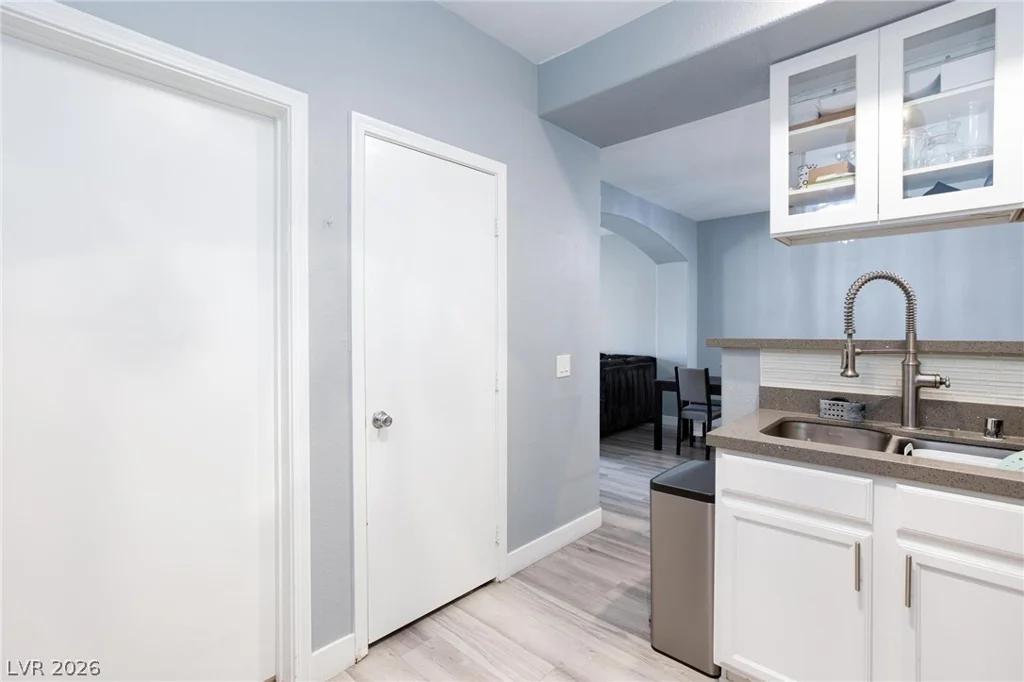 8725 Flamingo, Las Vegas, NV 89147