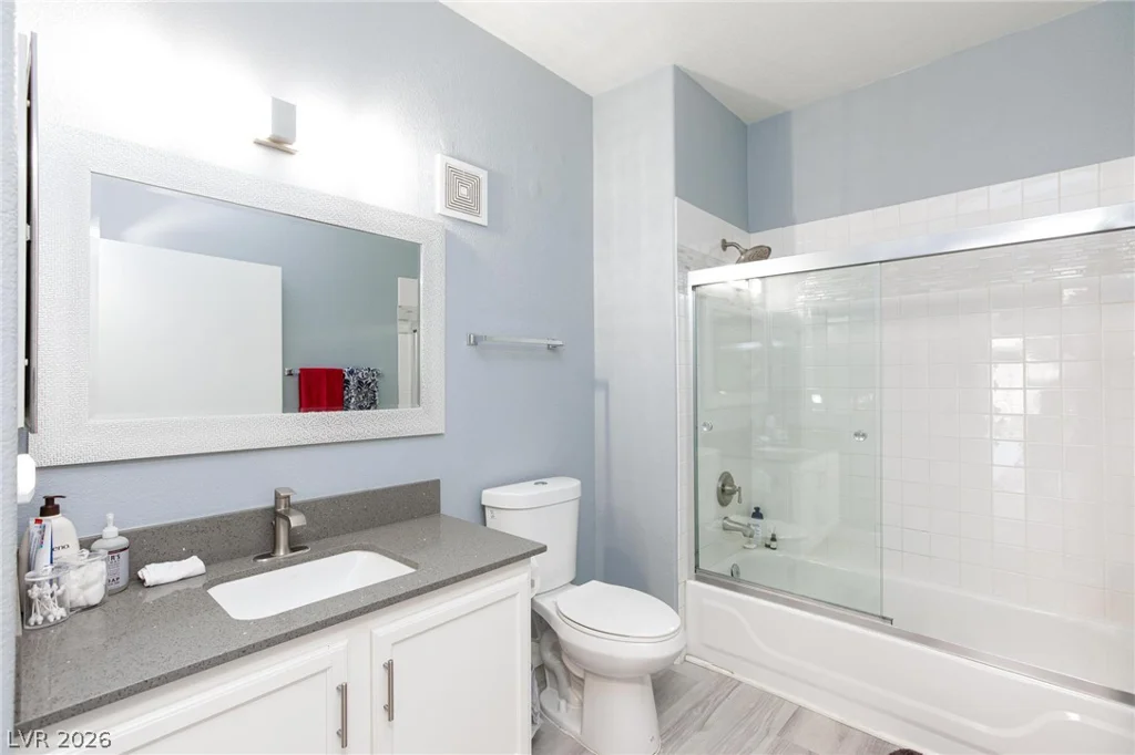 8725 Flamingo, Las Vegas, NV 89147