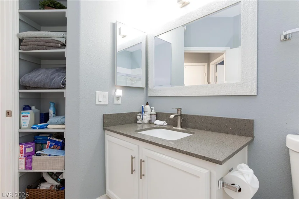 8725 Flamingo, Las Vegas, NV 89147