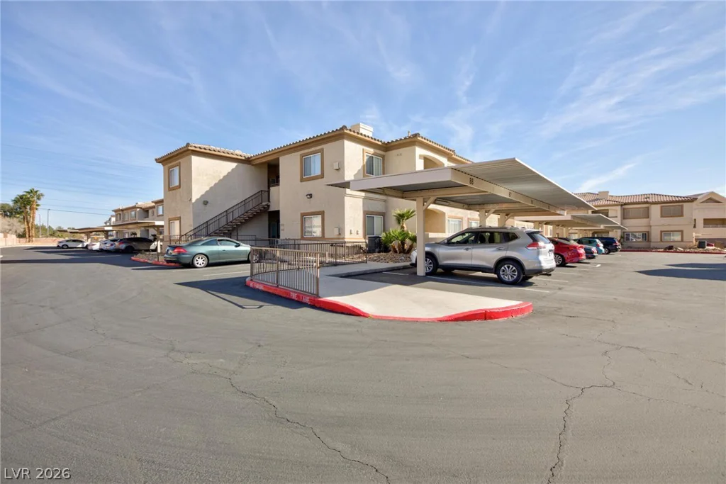 8725 Flamingo, Las Vegas, NV 89147