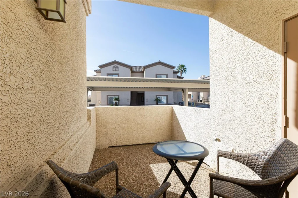 8725 Flamingo, Las Vegas, NV 89147