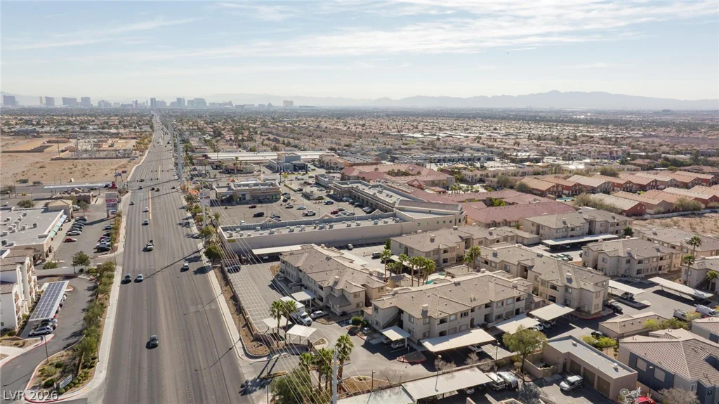 8725 Flamingo, Las Vegas, NV 89147