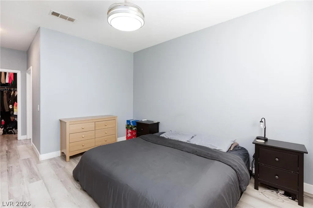 8725 Flamingo, Las Vegas, NV 89147