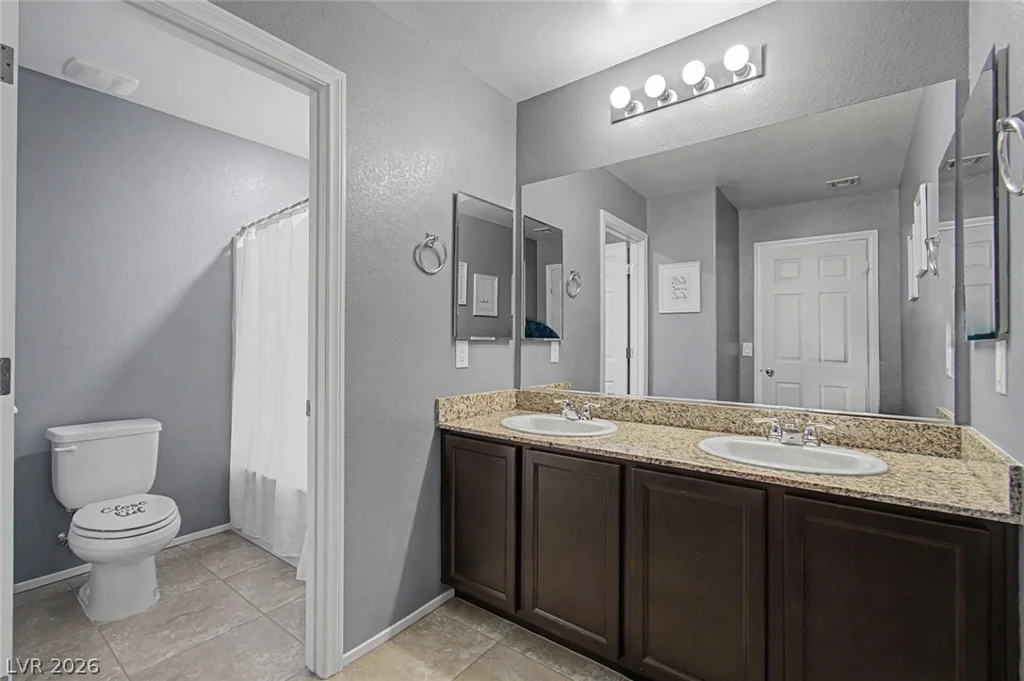 10566 Saguaro Blossom, Las Vegas, NV 89179