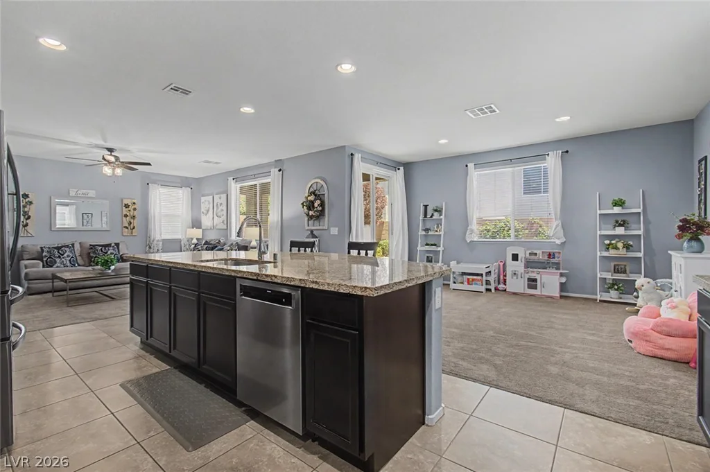 10566 Saguaro Blossom, Las Vegas, NV 89179