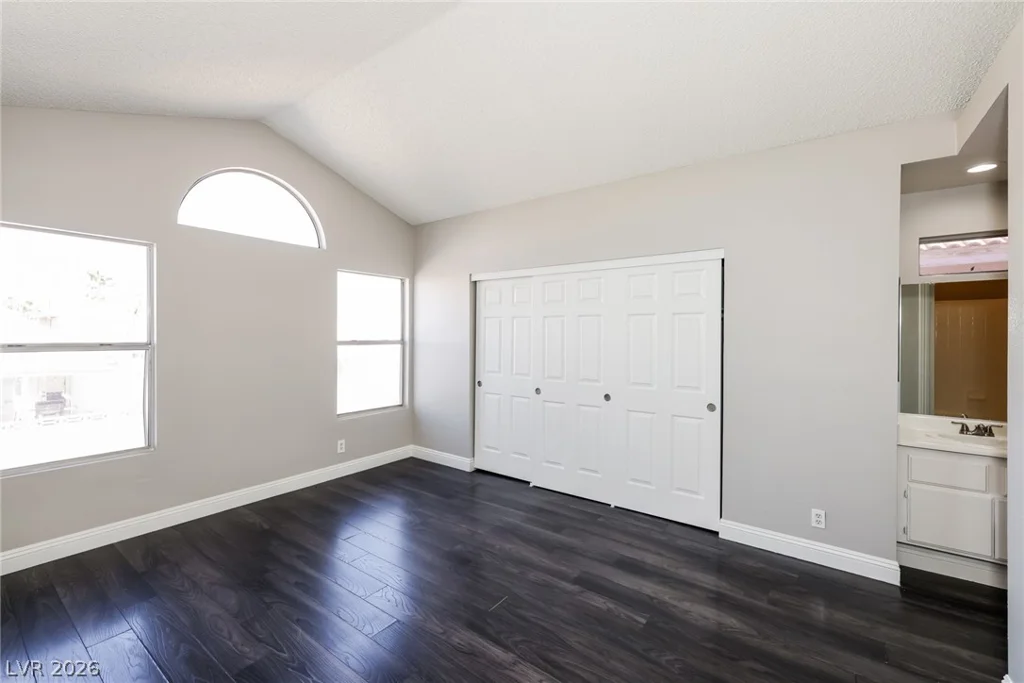 1909 Dry Falls, Las Vegas, NV 89142