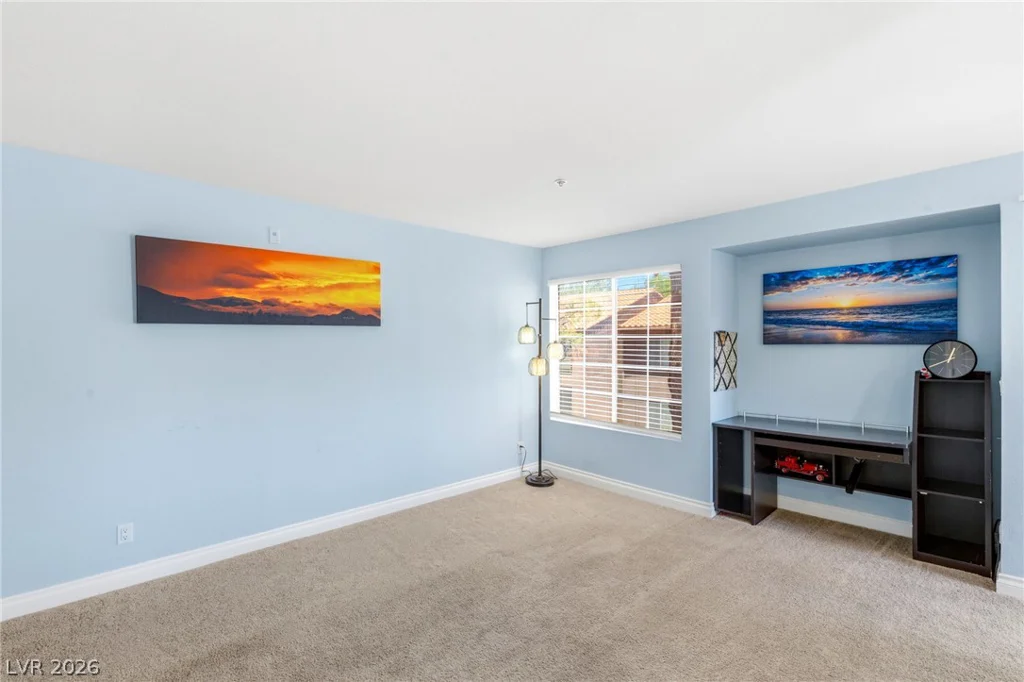 2111 Sealion, Las Vegas, NV 89128