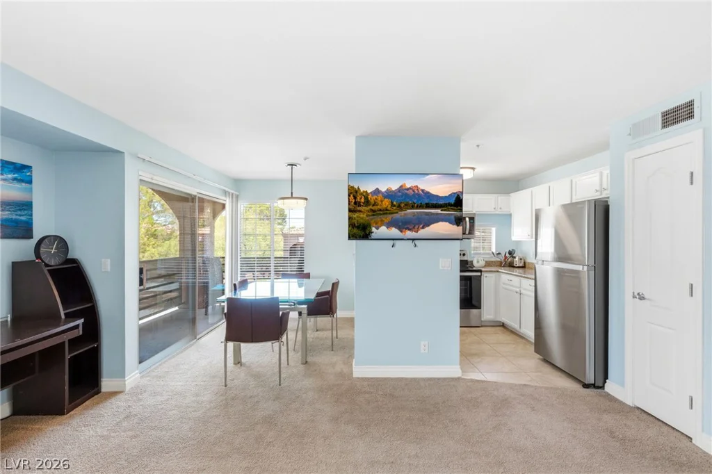 2111 Sealion, Las Vegas, NV 89128