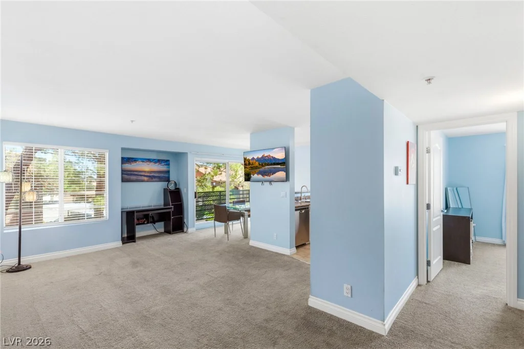 2111 Sealion, Las Vegas, NV 89128