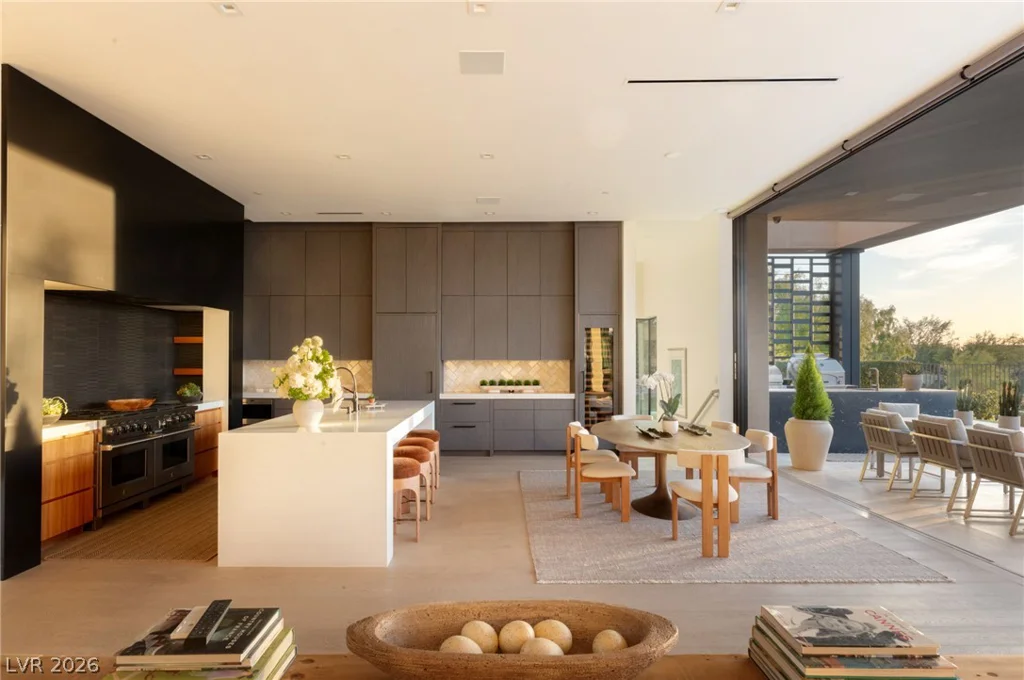 92 Sun Glow, Las Vegas, NV 89135