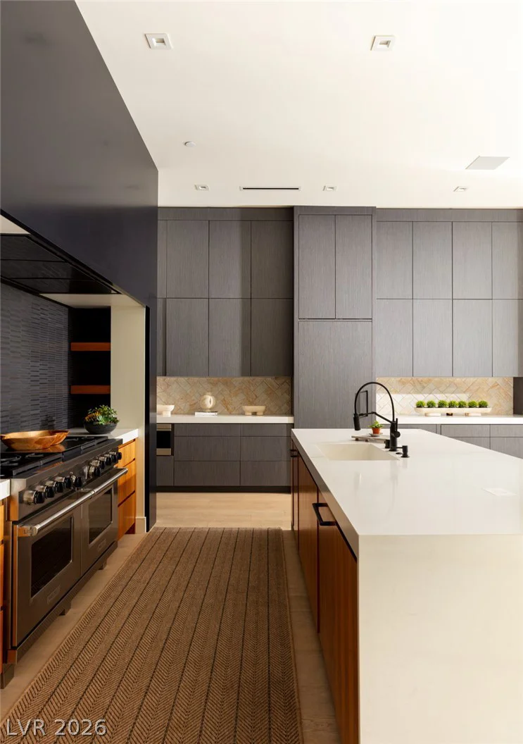 92 Sun Glow, Las Vegas, NV 89135