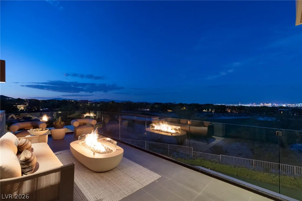 92 Sun Glow, Las Vegas, NV 89135