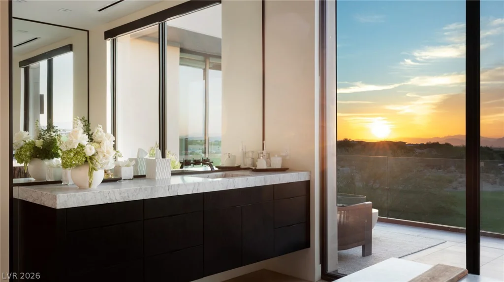 92 Sun Glow, Las Vegas, NV 89135