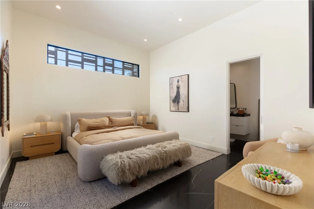92 Sun Glow, Las Vegas, NV 89135