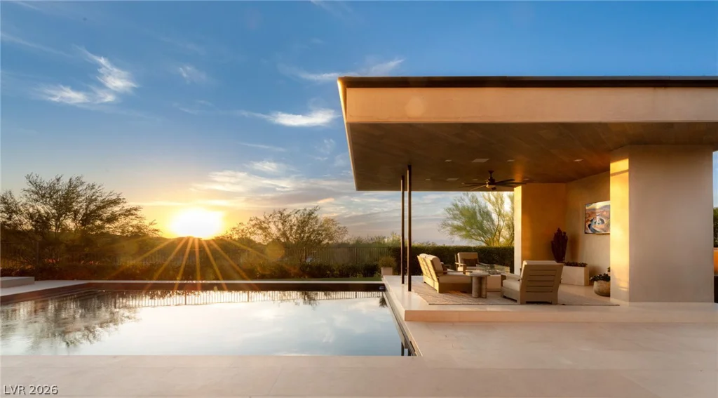 92 Sun Glow, Las Vegas, NV 89135