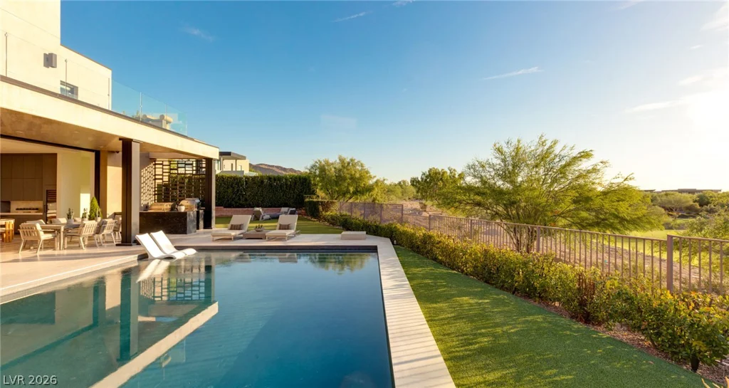 92 Sun Glow, Las Vegas, NV 89135