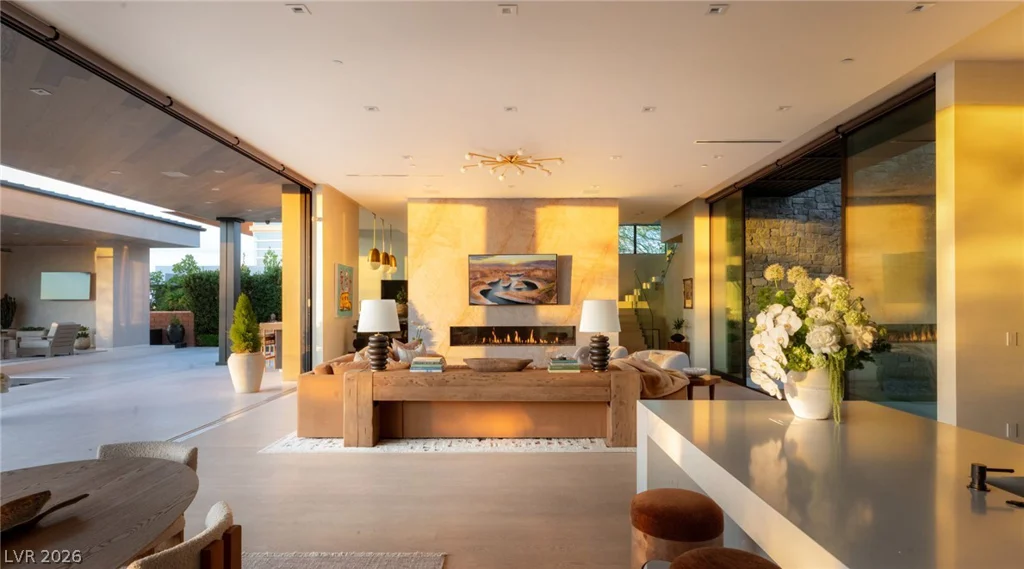 92 Sun Glow, Las Vegas, NV 89135