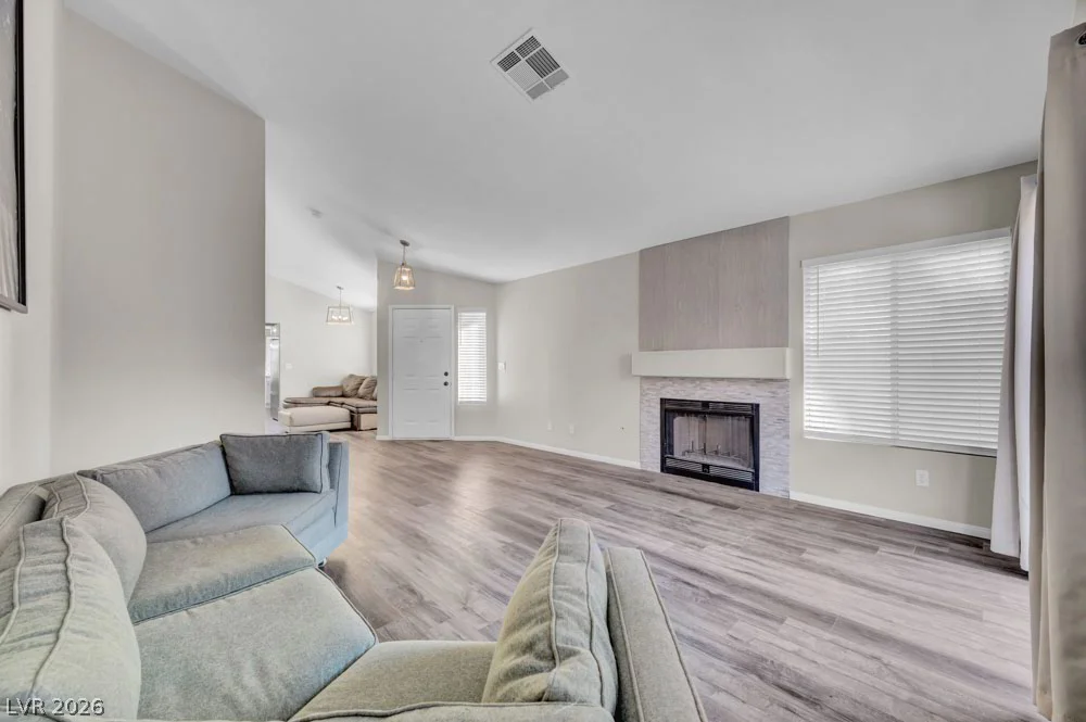 9644 Swan Bay, Las Vegas, NV 89117