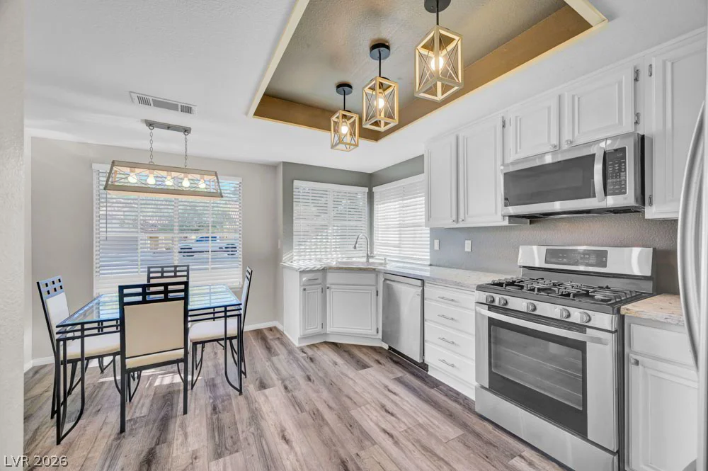 9644 Swan Bay, Las Vegas, NV 89117