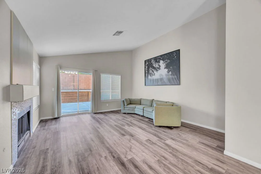 9644 Swan Bay, Las Vegas, NV 89117