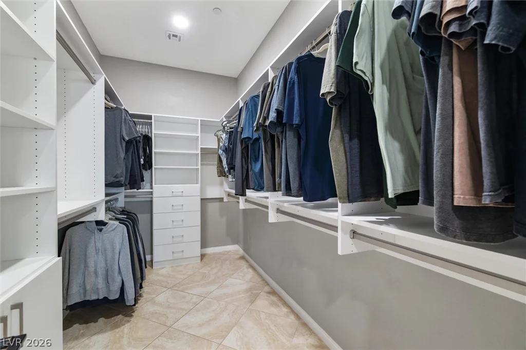 1888 Canvas Edge, Henderson, NV 89044