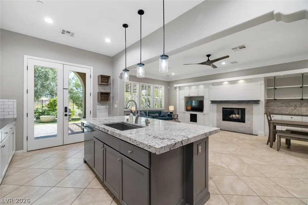 1888 Canvas Edge, Henderson, NV 89044