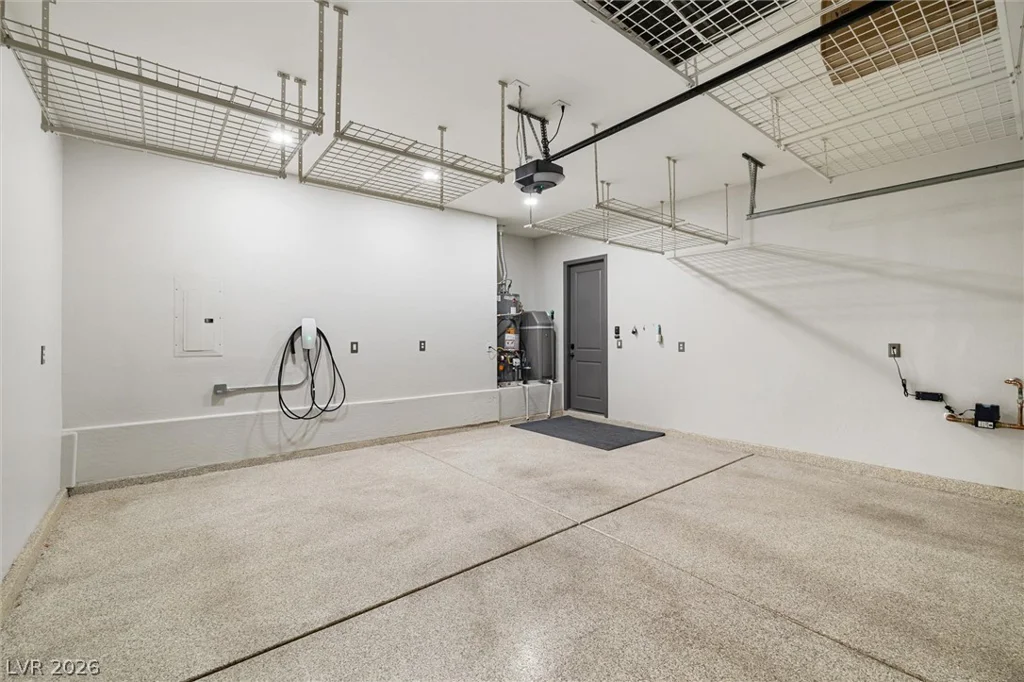 1888 Canvas Edge, Henderson, NV 89044