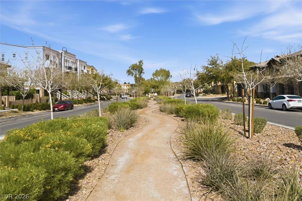 1888 Canvas Edge, Henderson, NV 89044