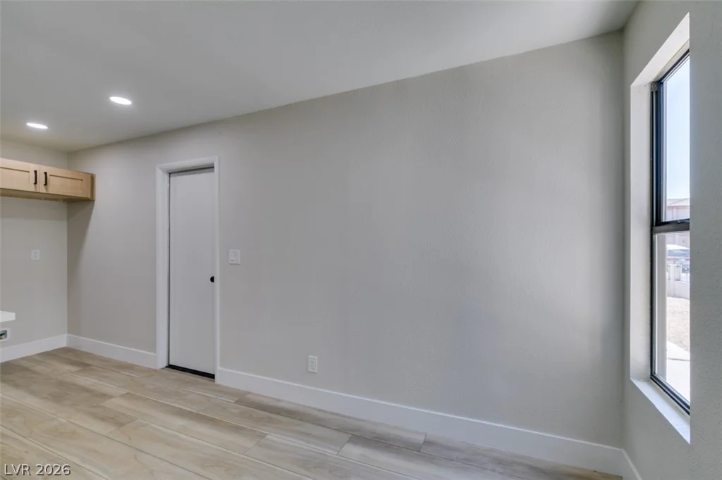 59 Sirnoble, Las Vegas, NV 89110