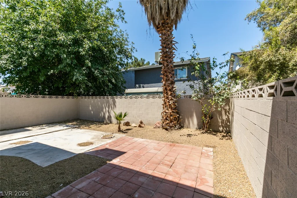 59 Sirnoble, Las Vegas, NV 89110