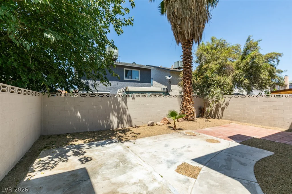 59 Sirnoble, Las Vegas, NV 89110