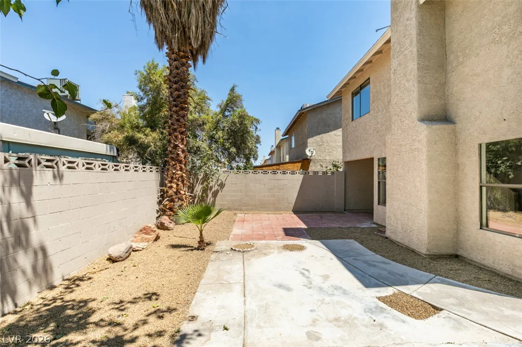 59 Sirnoble, Las Vegas, NV 89110