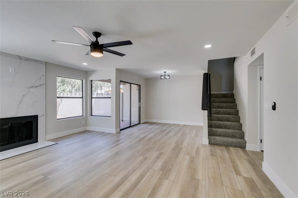 59 Sirnoble, Las Vegas, NV 89110