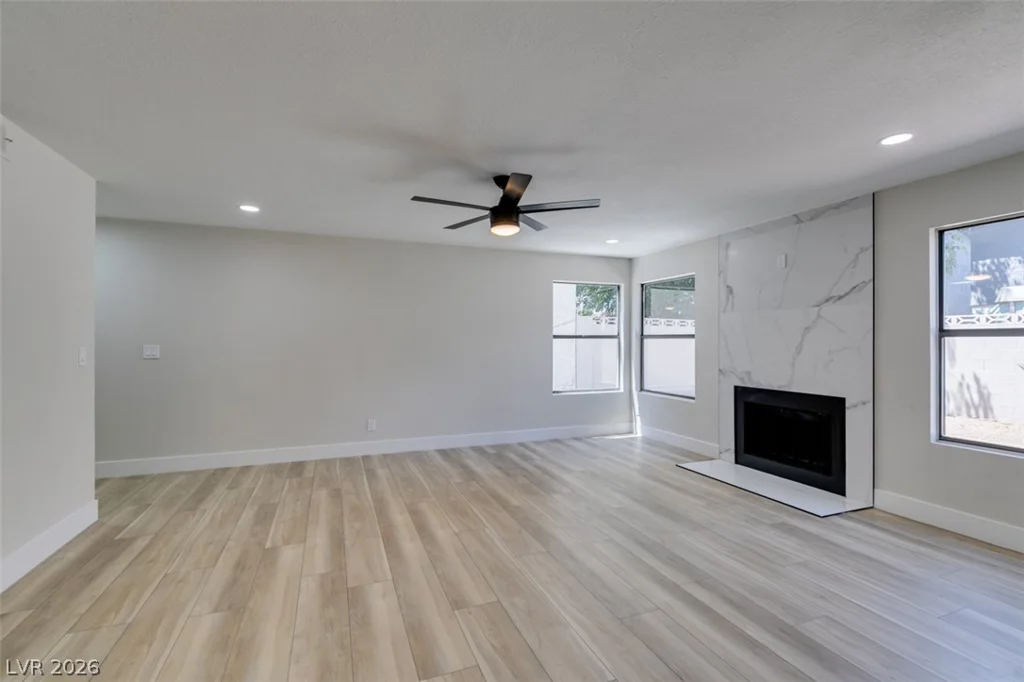59 Sirnoble, Las Vegas, NV 89110