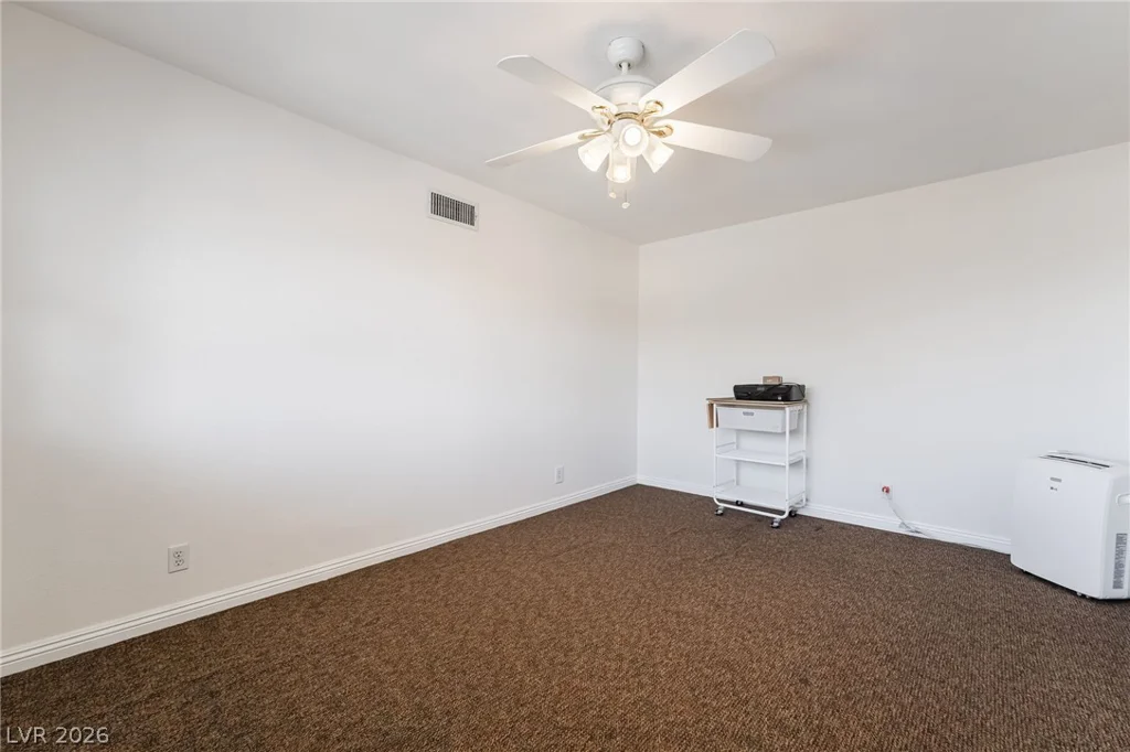 3483 Victory, Las Vegas, NV 89121