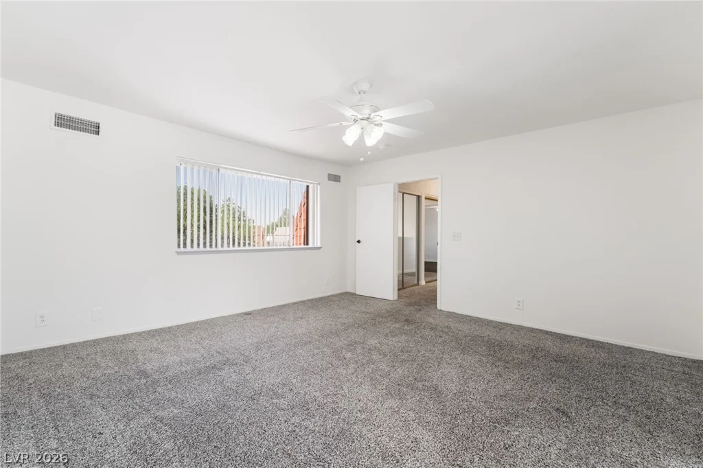 3483 Victory, Las Vegas, NV 89121