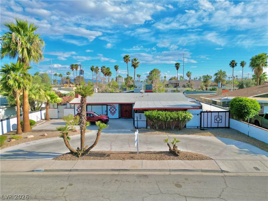 1589 Silver Mesa, Las Vegas, NV 89169