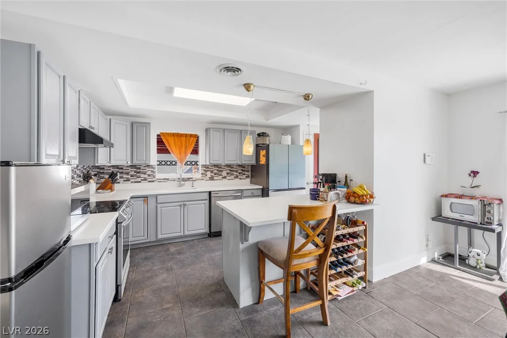1589 Silver Mesa, Las Vegas, NV 89169