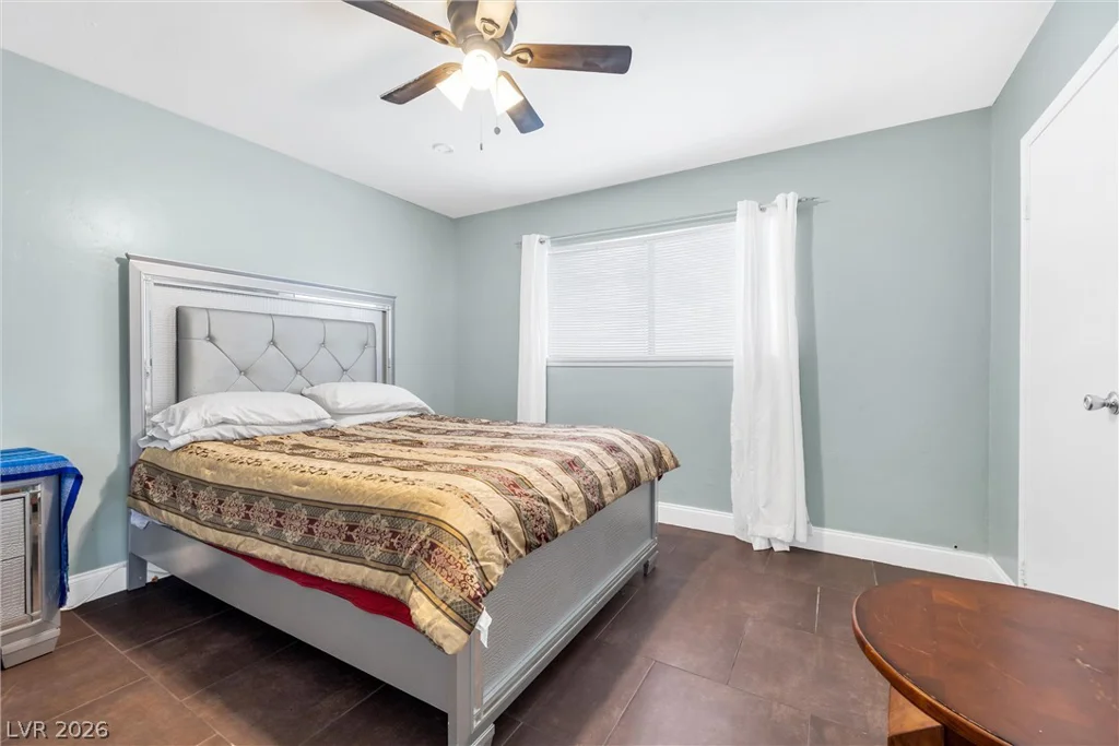 1589 Silver Mesa, Las Vegas, NV 89169