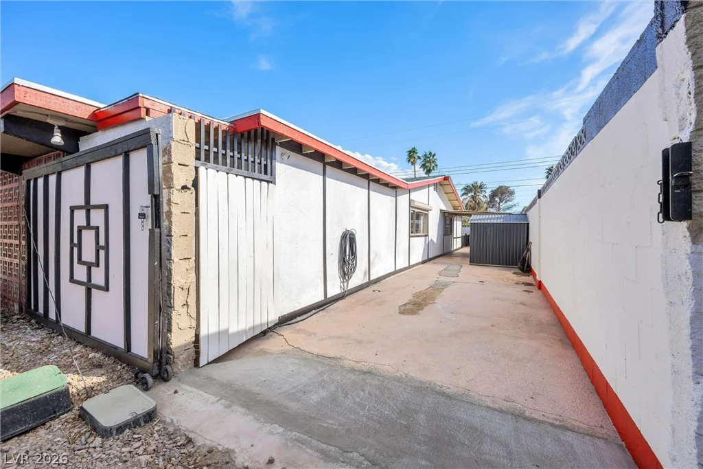 1589 Silver Mesa, Las Vegas, NV 89169