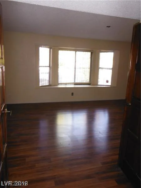 5319 TARA, Las Vegas, NV 89146